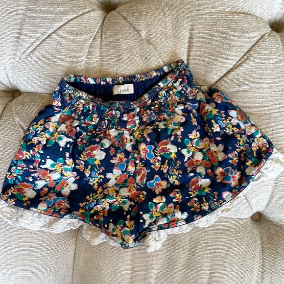 Peek Floral Shorts with ruffle hem